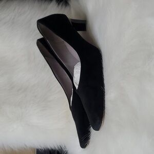 Peter Kaiser Vintage Suede Pump